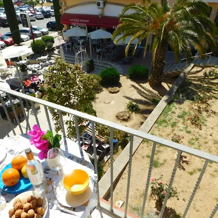 Apartamento Gran Reserva 2 아파트 카스테요 뎀푸리에스